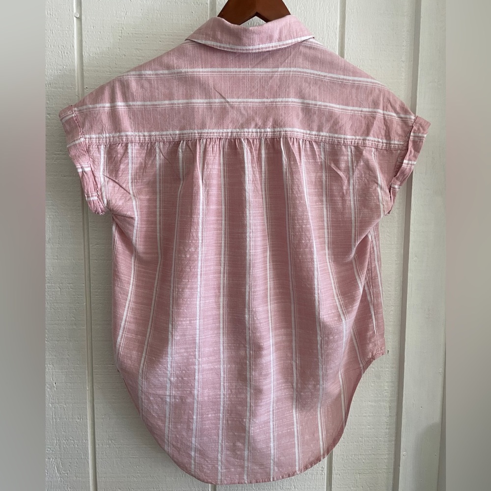 SO Pink & White Stripe Short Sleeve Button Down X-Small - Picture 5 of 5